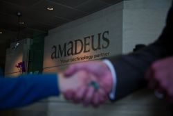 Amadeus firma una alianza con el integrador de servicios móviles conTgo